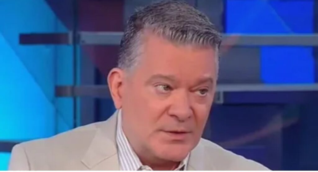 Paul J Mauro Social Presence